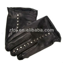 stud leather glove with lined rivet